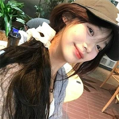 沉默一瞬